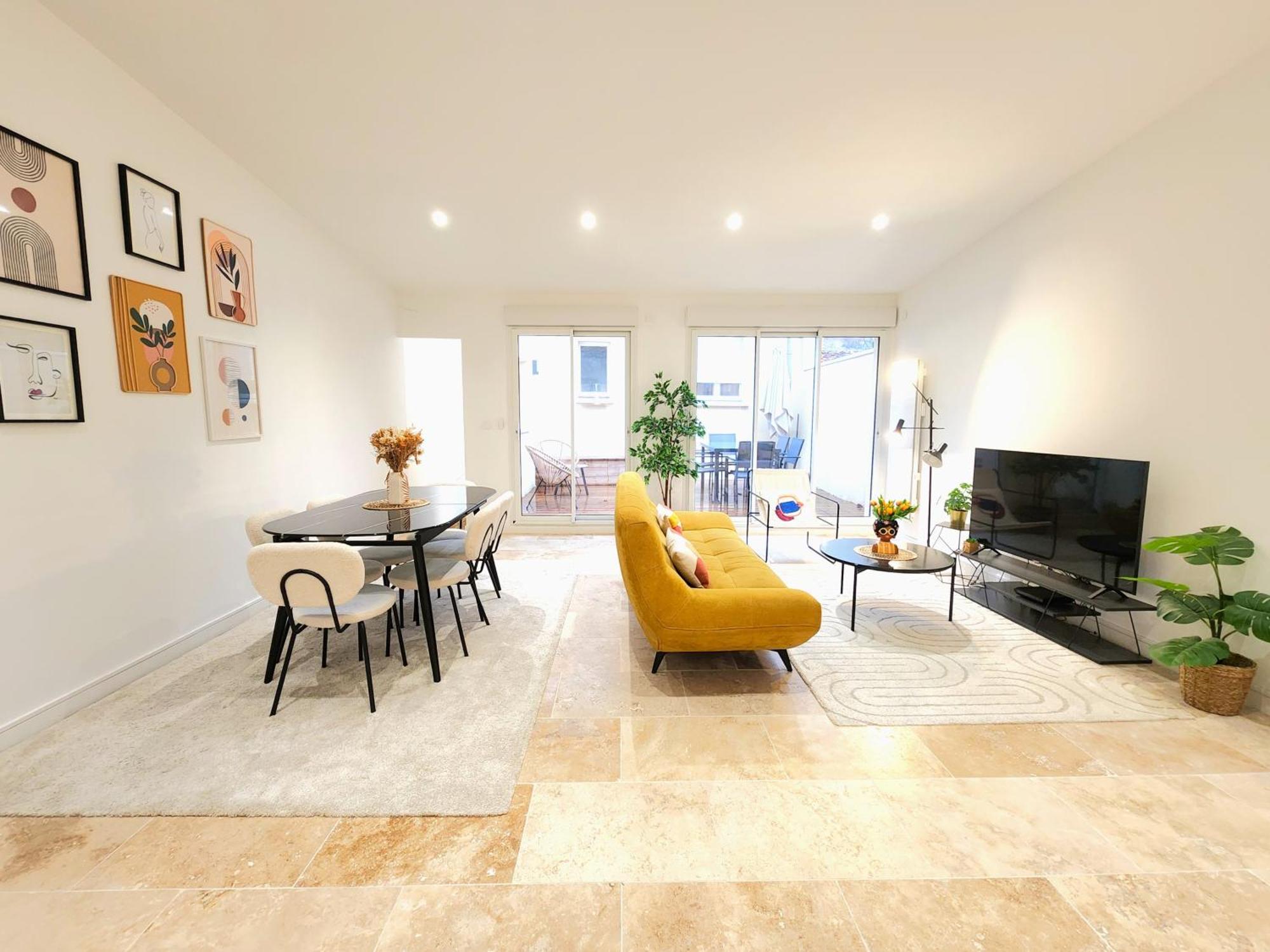 Apartment Standing En Hypercentre - L'alienor De Libourne